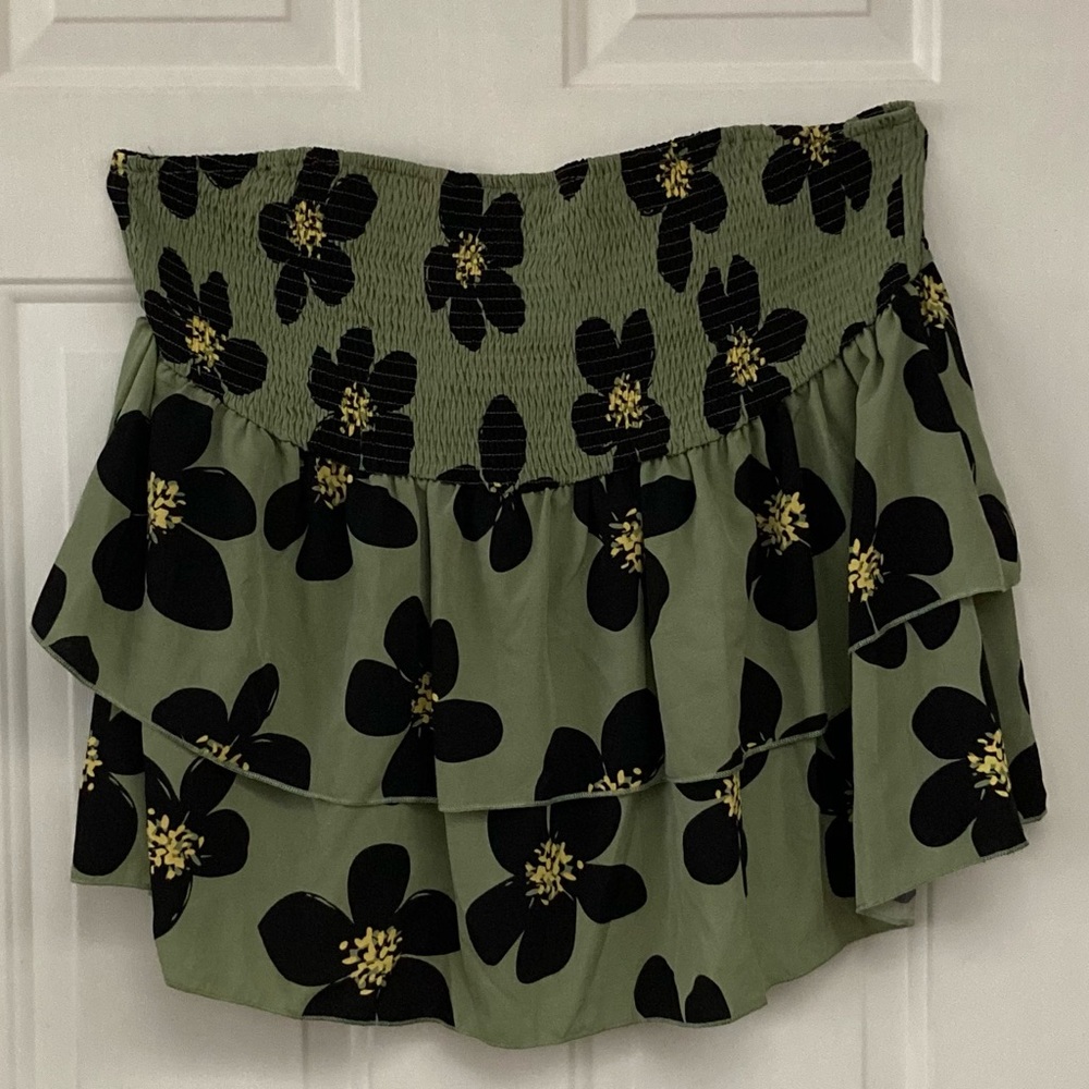 🕊️🖤🌼🖤🕊️SHEIN Olive Green w/Bold Black with Yellow Floral Print Tube-Top Blouse